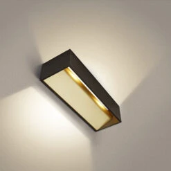 LED Wandleuchte LOGS IN L LED, 19W, Dim-To-Warm, 19W, 2000-3000K, 1100lm, Schwarz/gold