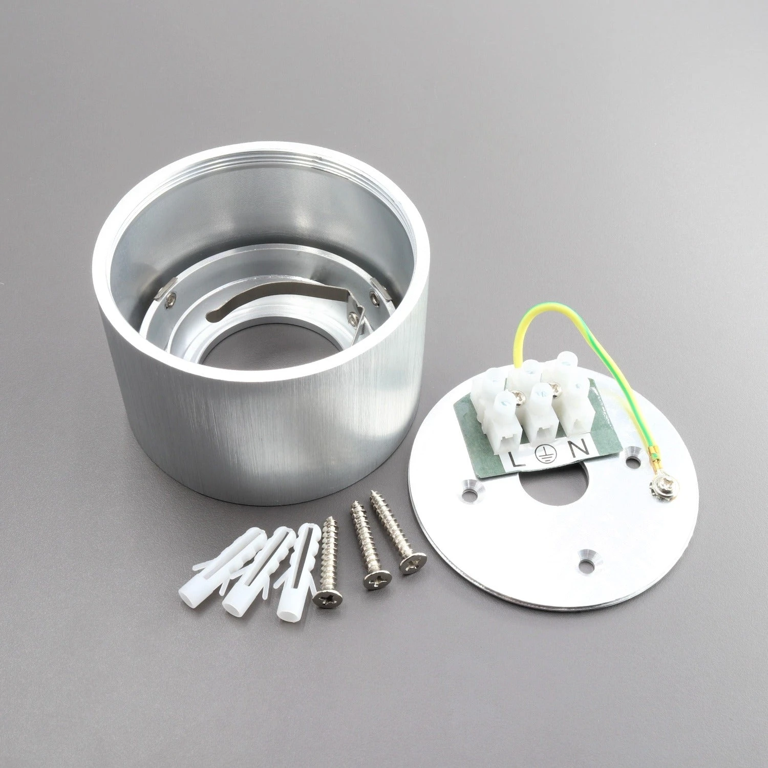 Aufbaustrahler Aus Aluminium MILANO SMALL (Rund - Silber) + LED Modul 5W Neutralweiß Extra-flach IP20 230V 4 Aufbaustrahler Aus Aluminium MILANO SMALL (Rund - Silber) + LED Modul 5W Neutralweiß Extra-flach IP20 230V – Bild 4