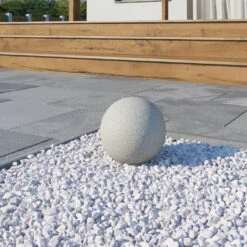 Kugelleuchte Nordlys Mit Erdspieß Ø20cm Naturstein-Optik Max. 15W IP65 E27 230V -Lampen Förderung 24654 1 506df5d1 1473 478f 88d2 266bf22678bc