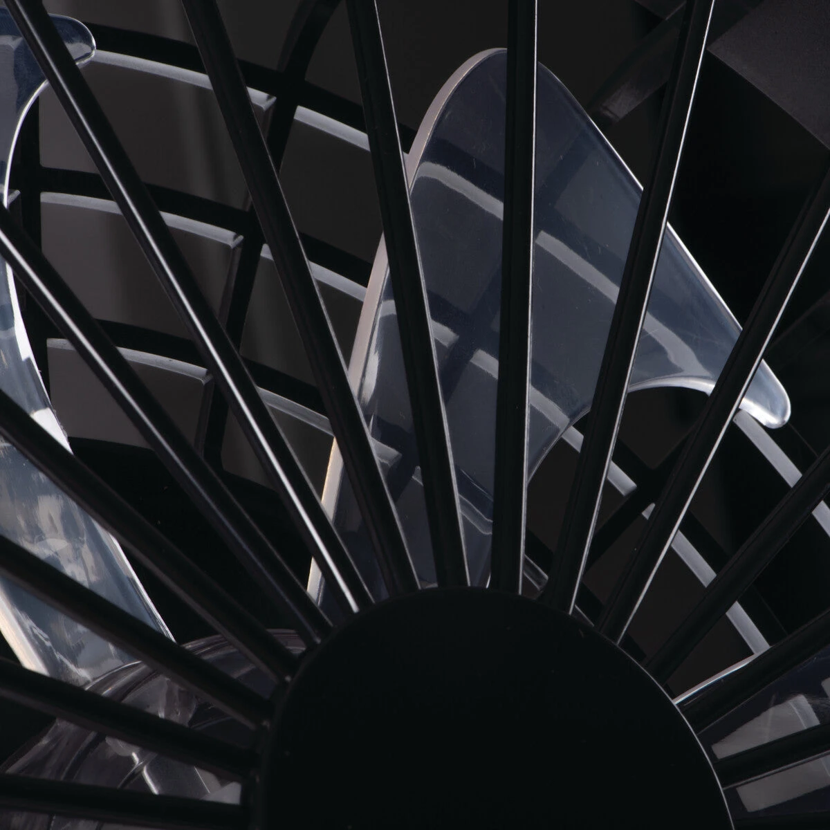 Deckenleuchte Havbris Mit Ventilator LED CCT: Einstellbare Farbtemperatur Und Luftstrom Für Perfekte Raumbeleuchtung 8 Deckenleuchte Havbris Mit Ventilator LED CCT: Einstellbare Farbtemperatur Und Luftstrom Für Perfekte Raumbeleuchtung – Bild 8