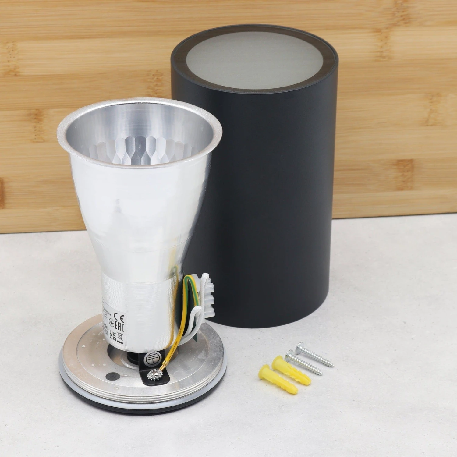 Aufbaustrahler Elvlys Für Außen & Innen Aus Aluminium Und Glas Rund IP65 E27 230V 9 Aufbaustrahler Elvlys Für Außen & Innen Aus Aluminium Und Glas Rund IP65 E27 230V – Bild 9