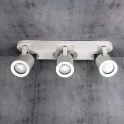 Wand-Deckenleuchte Skinn 3-Flammig Horizontal Und Vertikal Einstellbar Schwarz Oder Weiß IP20 GU10 230V -Lampen Förderung IMG 0014 Glowne