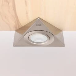 LED Möbelunterbauleuchte Vandlyset Dreieckstrahler Mit Oder Ohne Schalter IP20 G4 12V -Lampen Förderung ohne